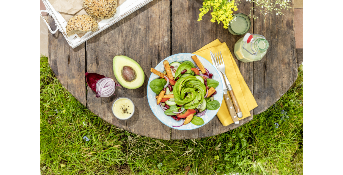 Salade du soleil à l'avocat et patates douces