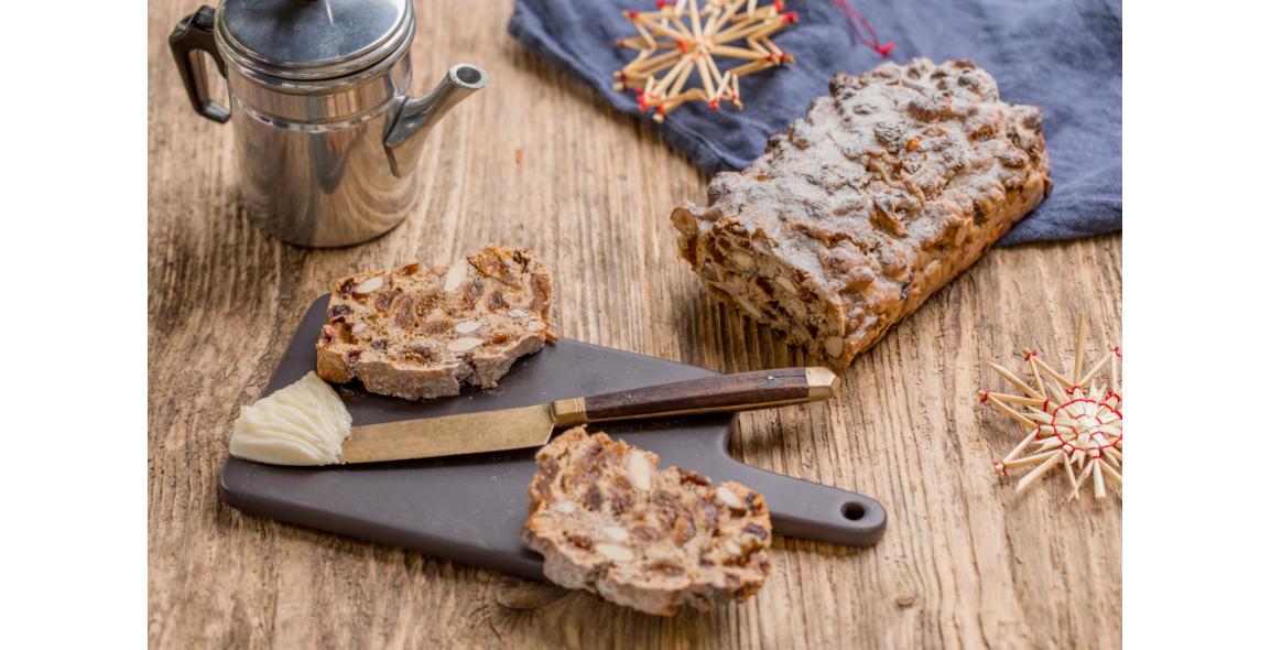 Cake aux fruits secs et aux pommes