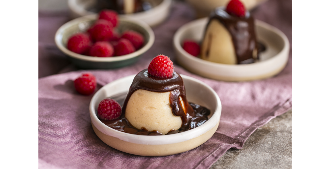 Flan coco à la semoule avec sauce praliné-noisettes